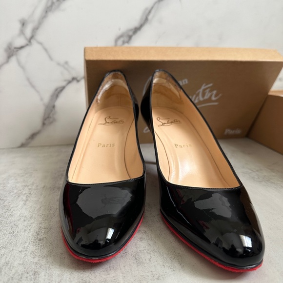 Sold!! Christan Louboutin 37.5 - Picture 7 of 12